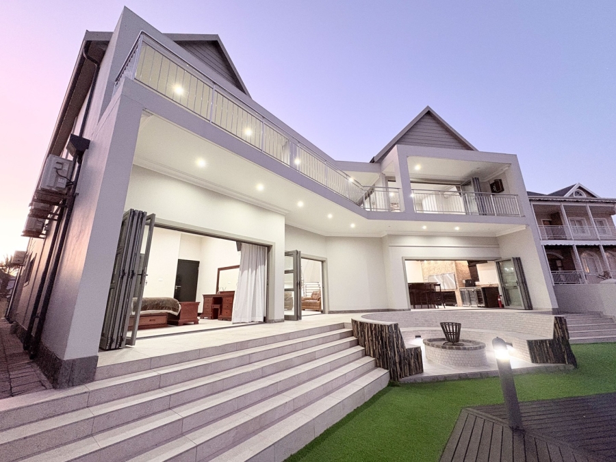 5 Bedroom Property for Sale in Marina Martinique Eastern Cape